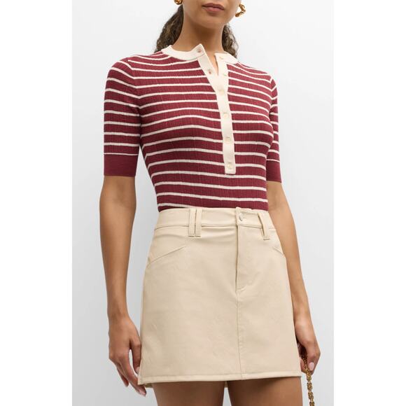 ALC Fisher Pleated Top in White & Syrah XS - Picture 2 of 6